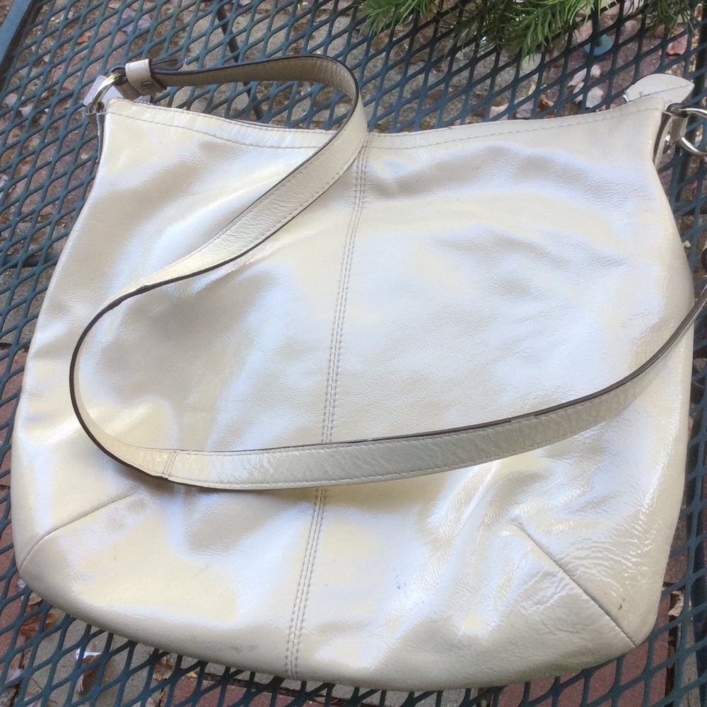 COACH patent leather bag - Picture 3 of 7